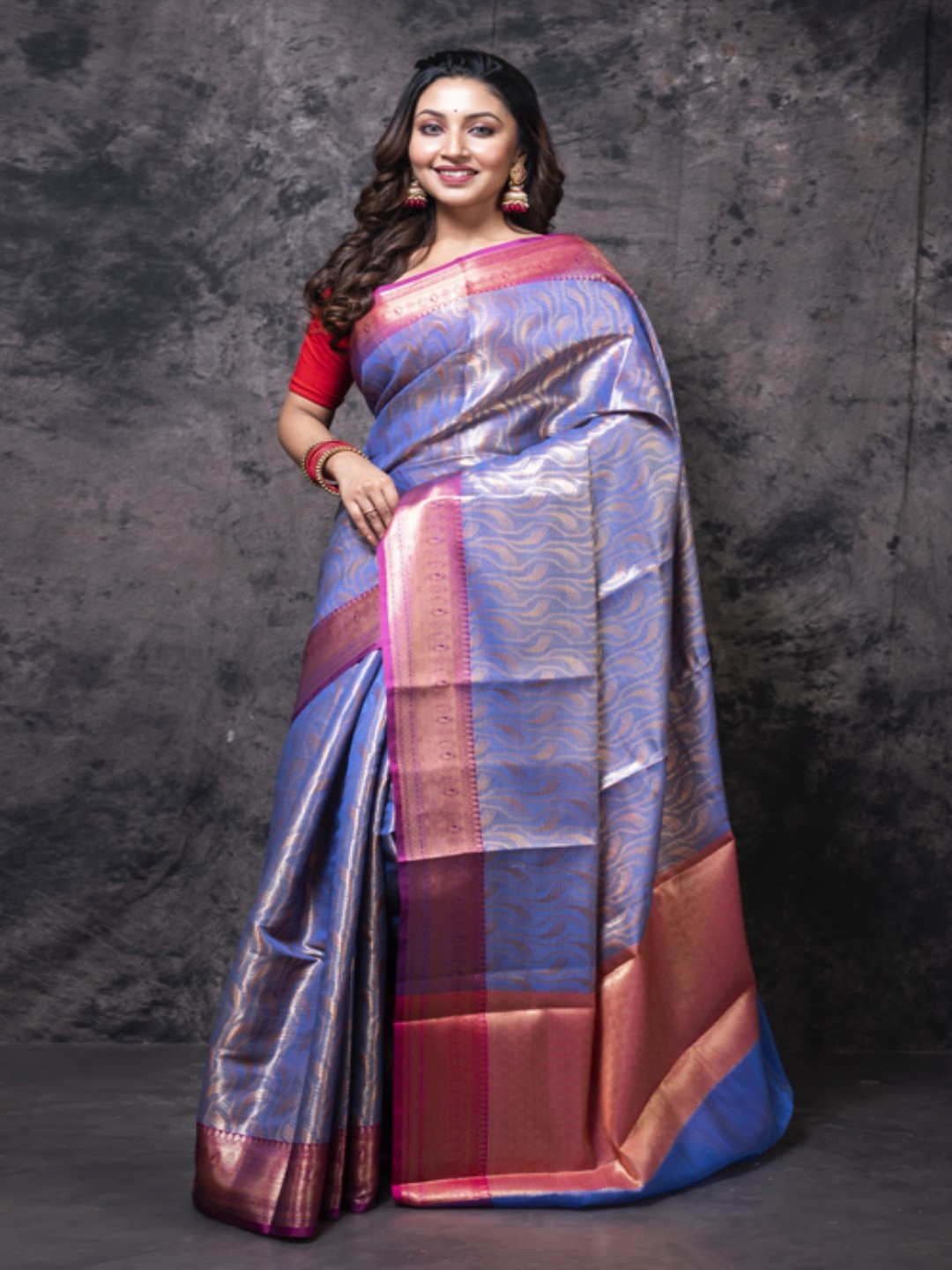 

Morchari Woven Design Zari Organza Saree, Purple