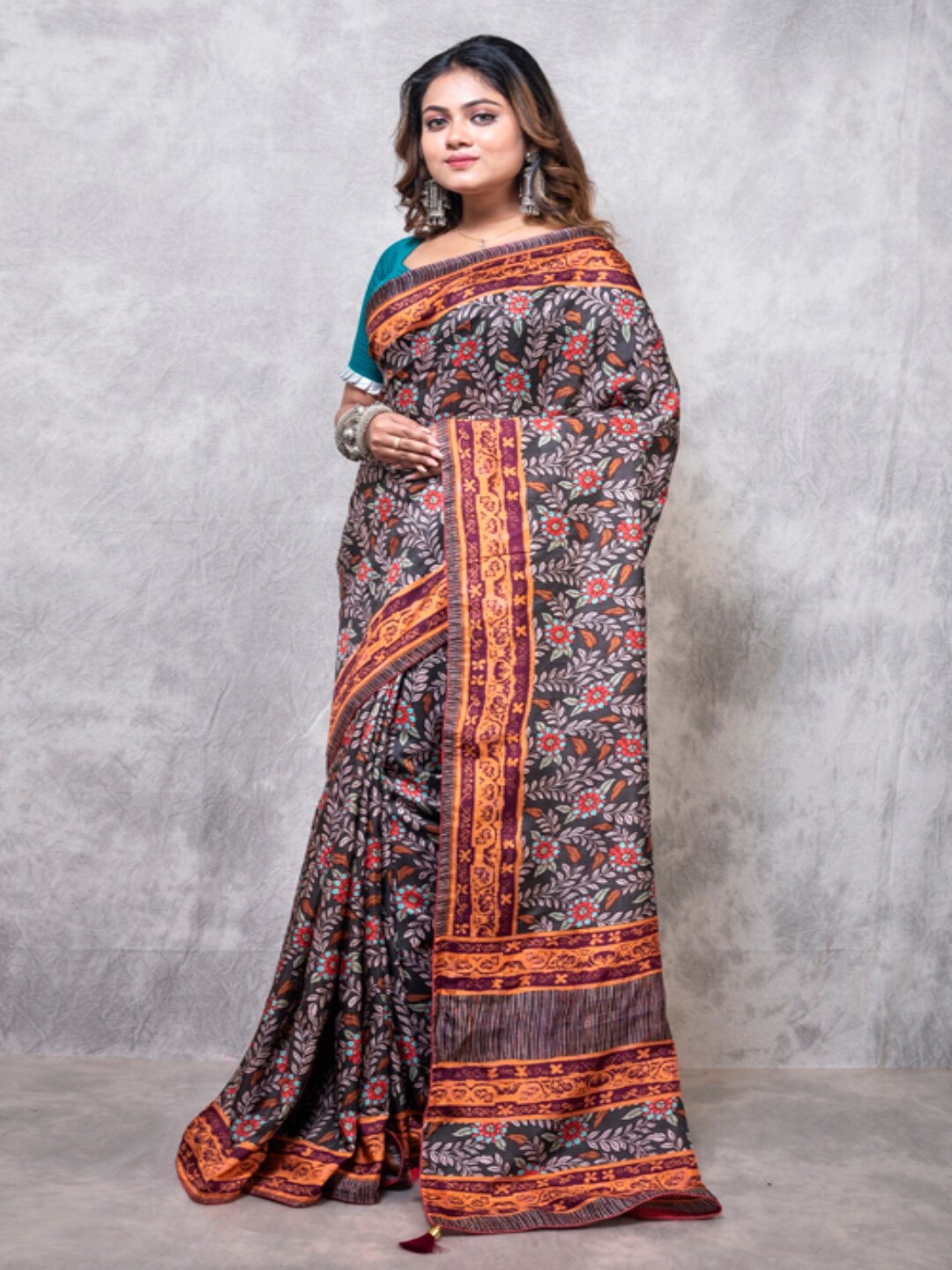

Morchari Floral Printed Pure Silk Saree, Black