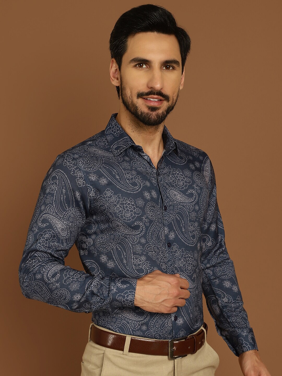 

Indian Needle Classic Ethnic Motifs Printed Cotton Formal Shirt, Navy blue