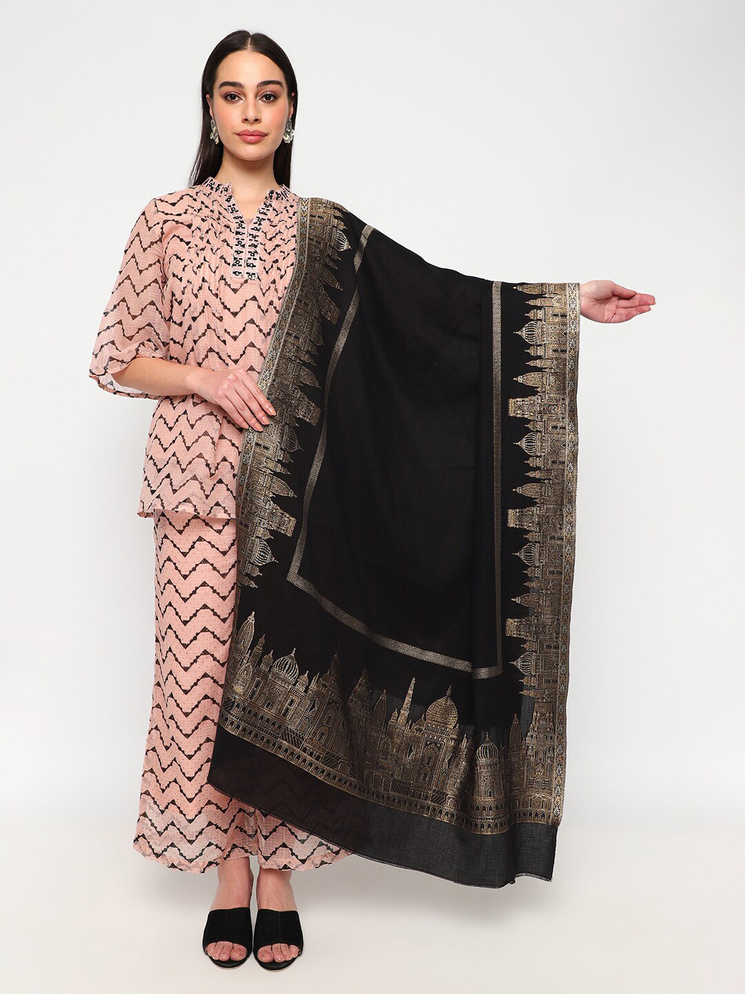 

La Vastraa Woven-Design Wool Shawl, Black