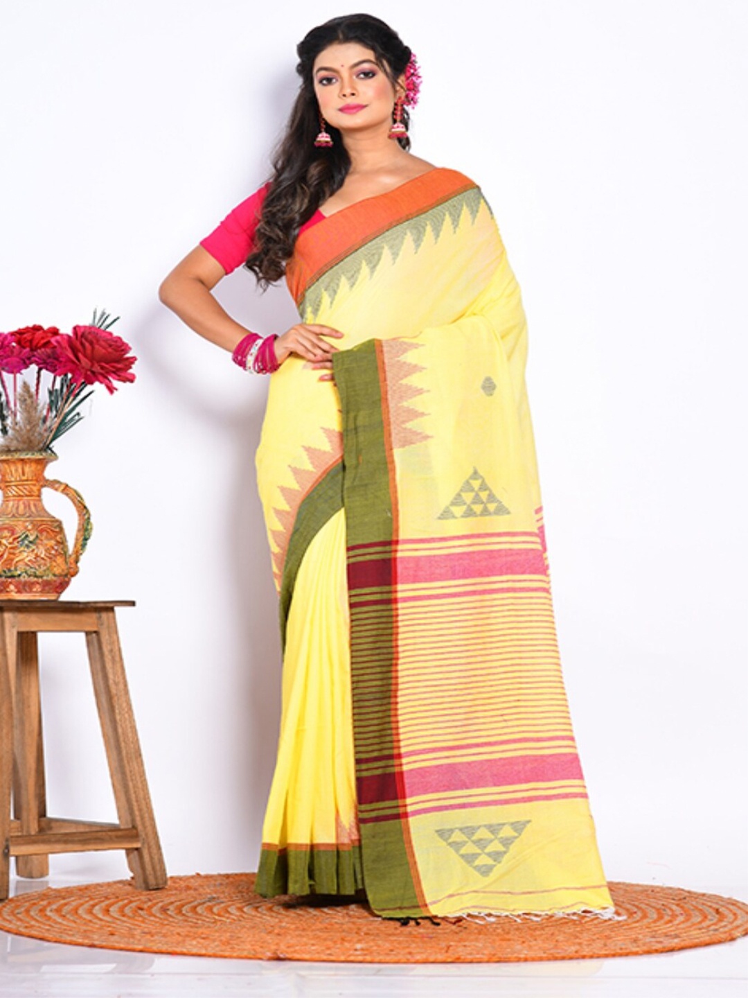 

Morchari Geometric Printed Cotton Saree, Yellow
