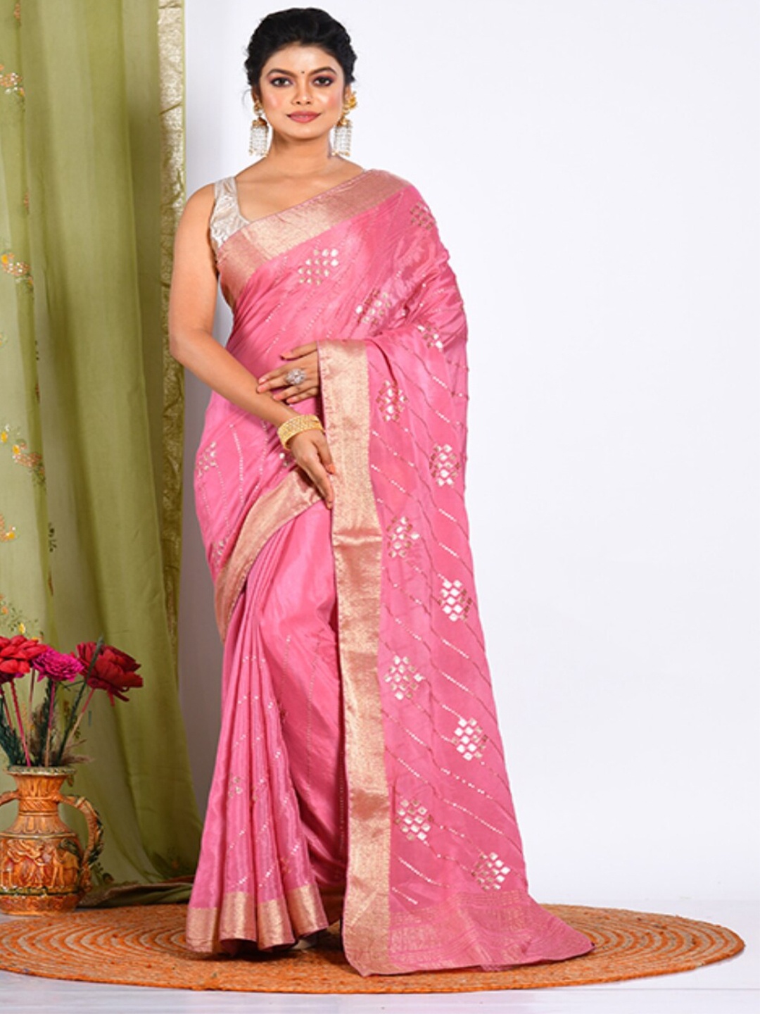 

Morchari Geometric Embroidered Zari Pure Chiffon Saree, Peach