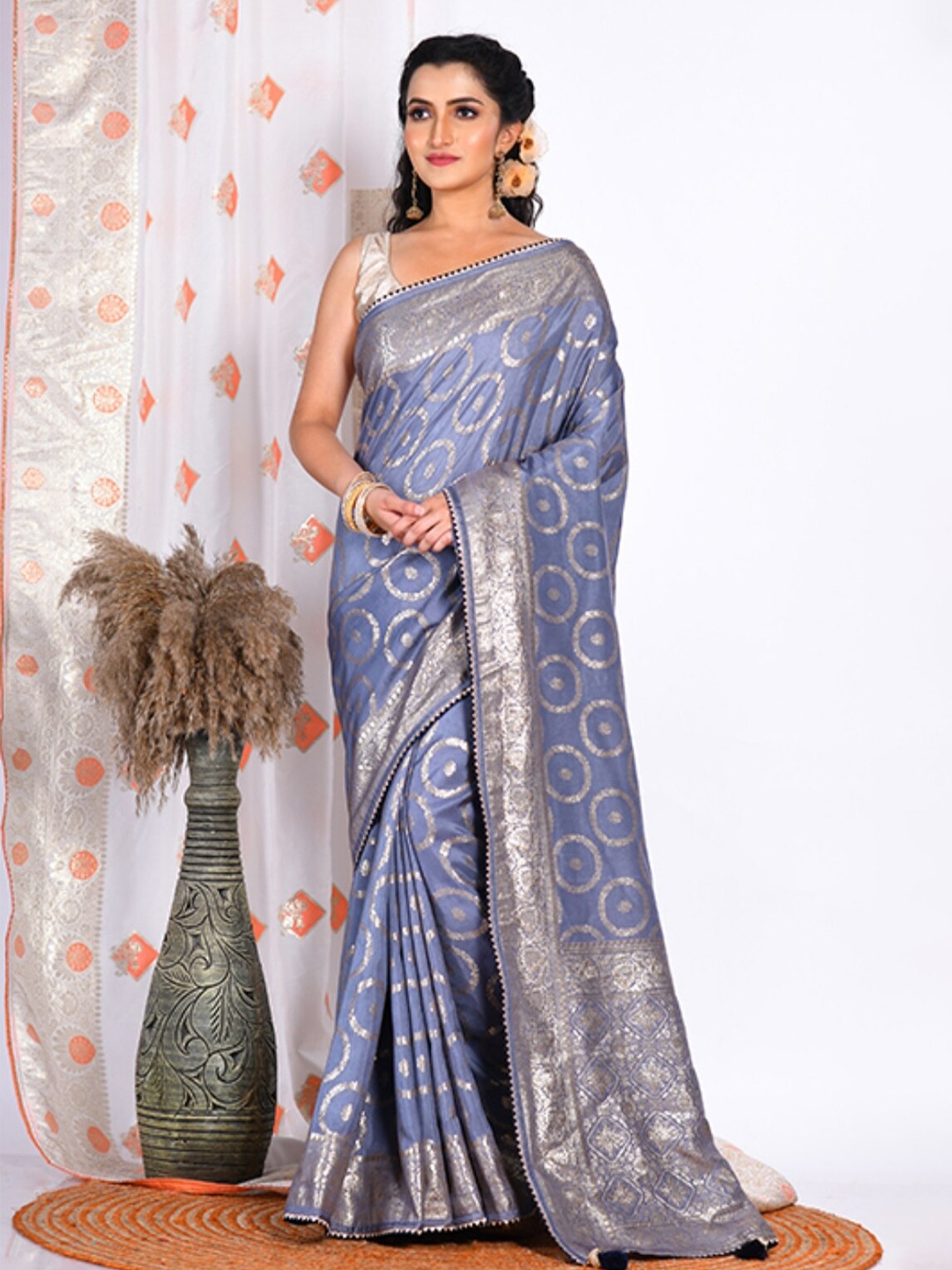 

Morchari Ethnic Motifs Zari Pure Silk Saree, Grey