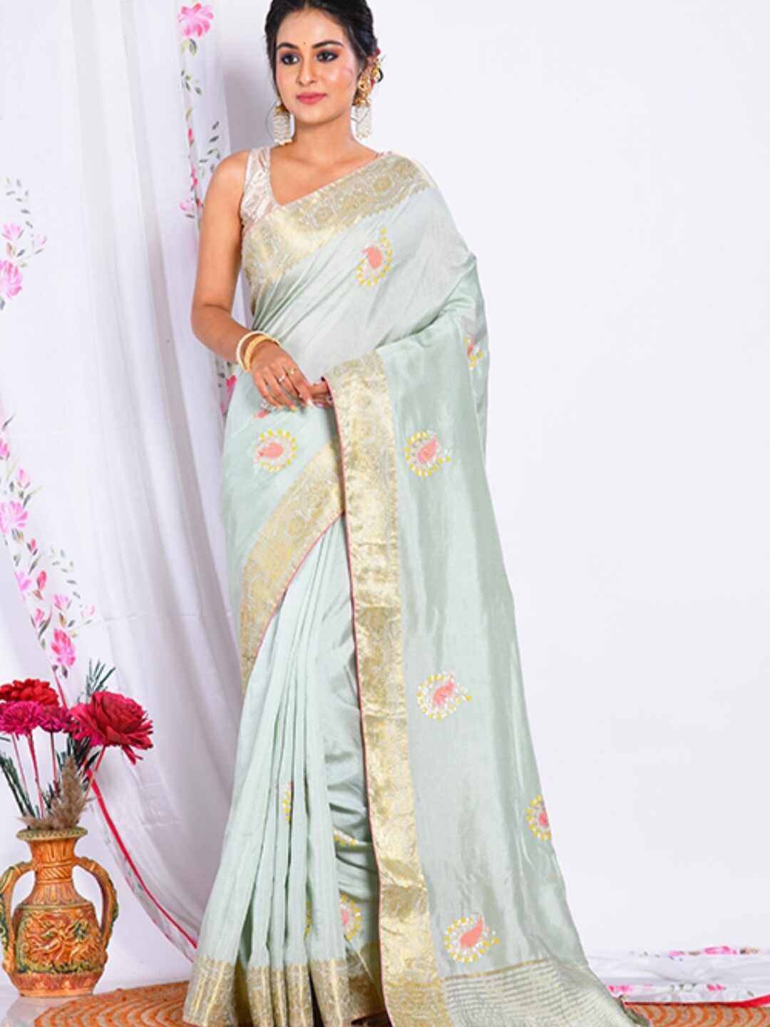 

Morchari Paisley Embroidered Pure Silk Saree, Green