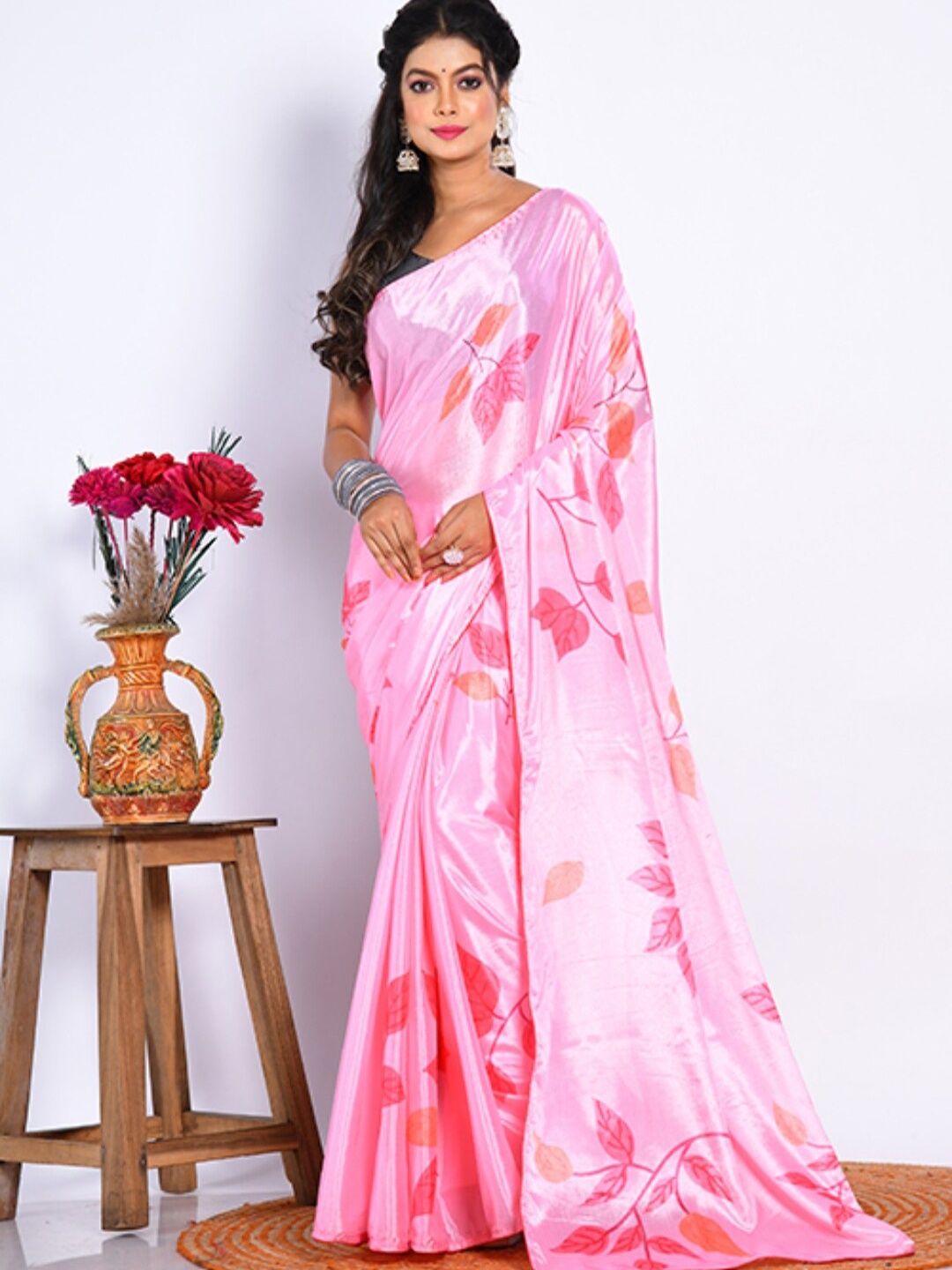 

Morchari Floral Digital Printed Saree, Pink