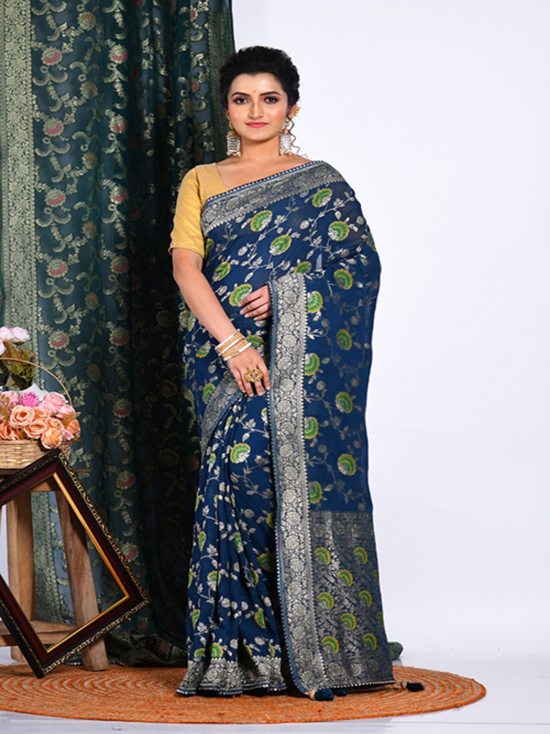 

Morchari Floral Woven Design Zari Saree, Blue