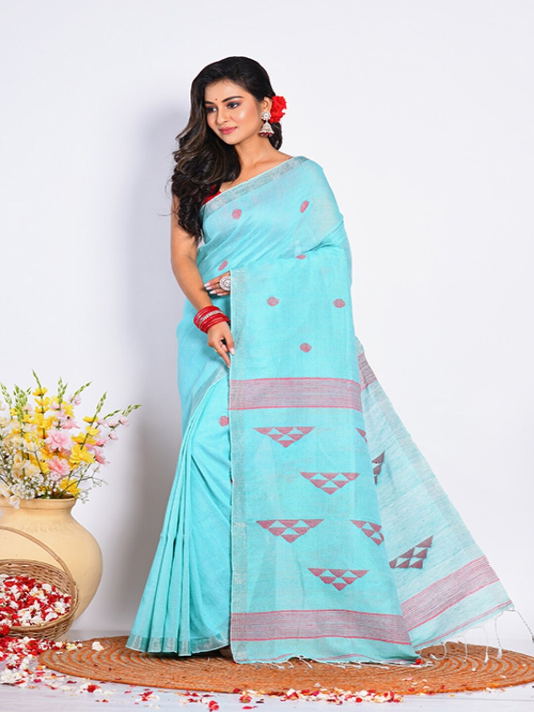 

Morchari Geometric Woven Design Saree, Blue