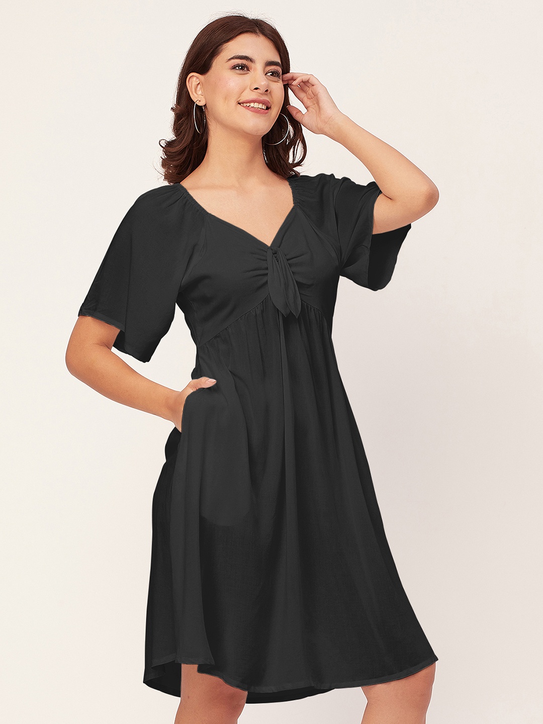 

Moomaya Short Sleeves Sweetheart Neck Fit And Flare Dress, Black