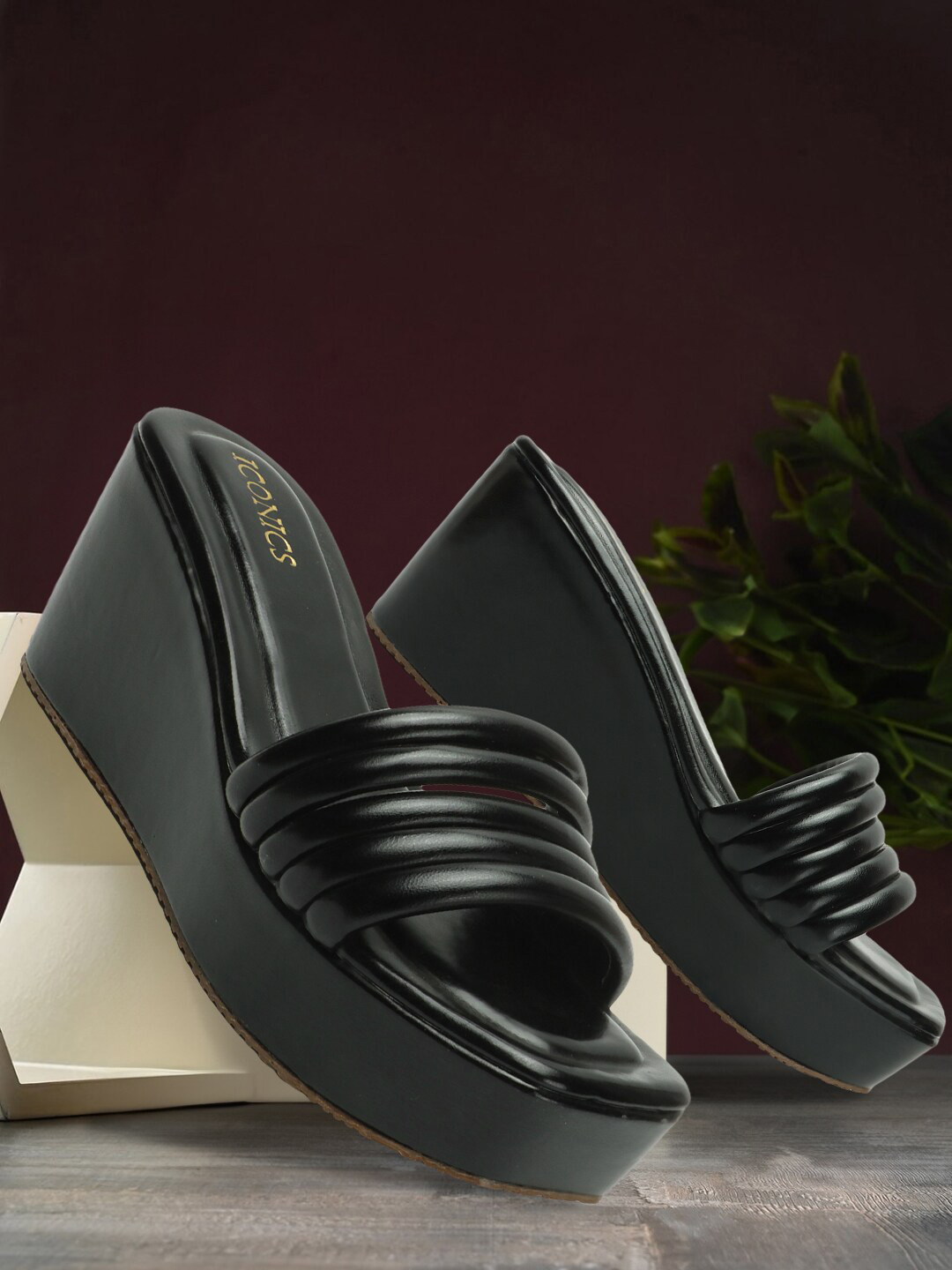 

ICONICS Open Toe Platform Heels, Black