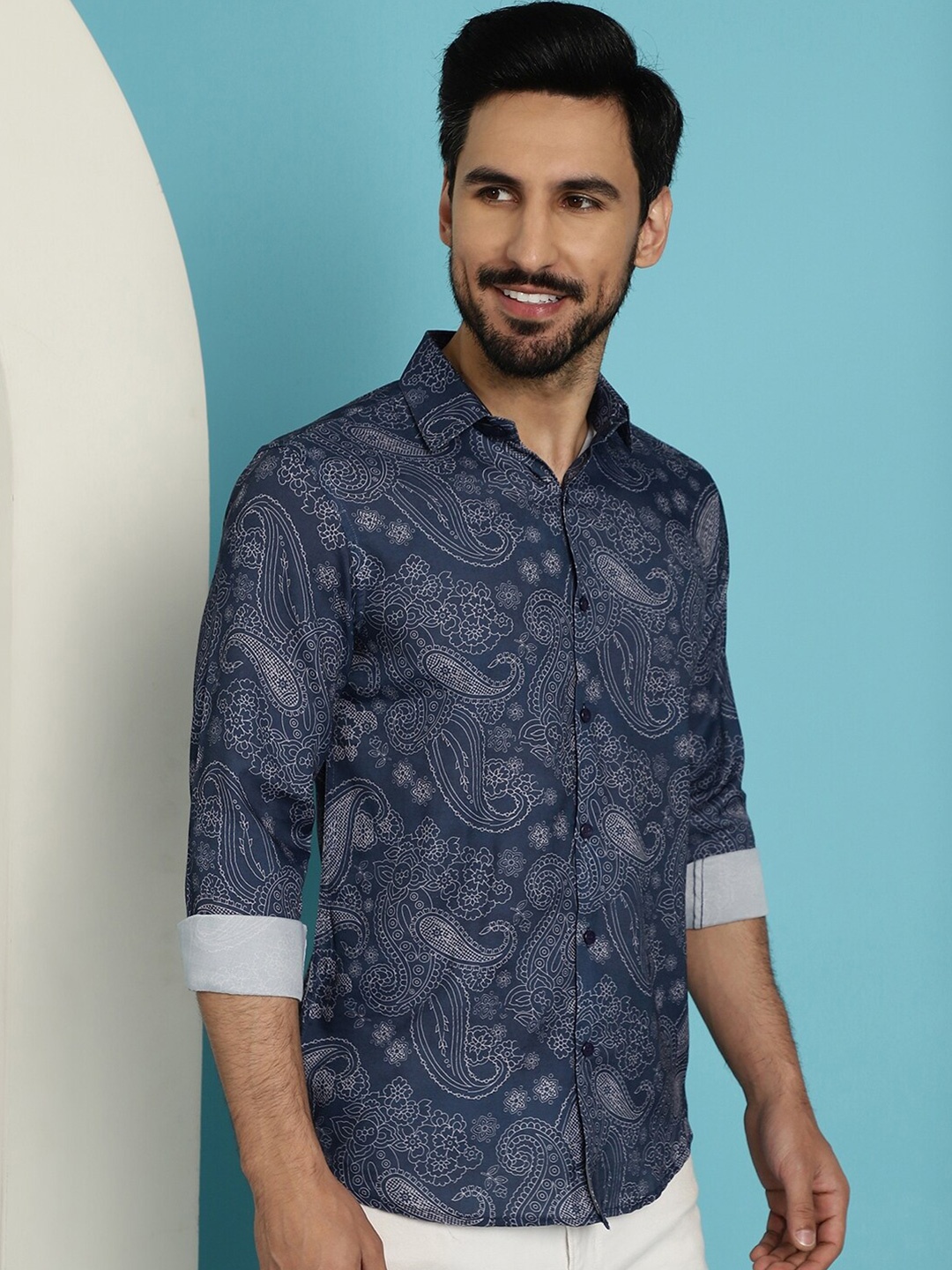 

Indian Needle Classic Regular Fit Ethnic Motifs Printed Cotton Casual Shirt, Navy blue