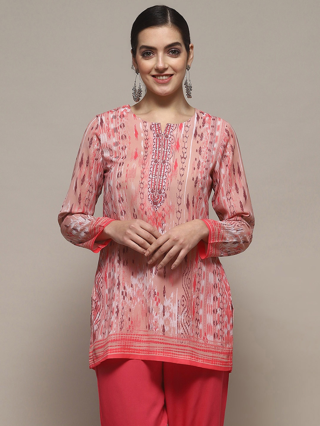 

Biba Abstract Printed Notch Neck Regular Sleeves Straight Casual Kurti, Pink