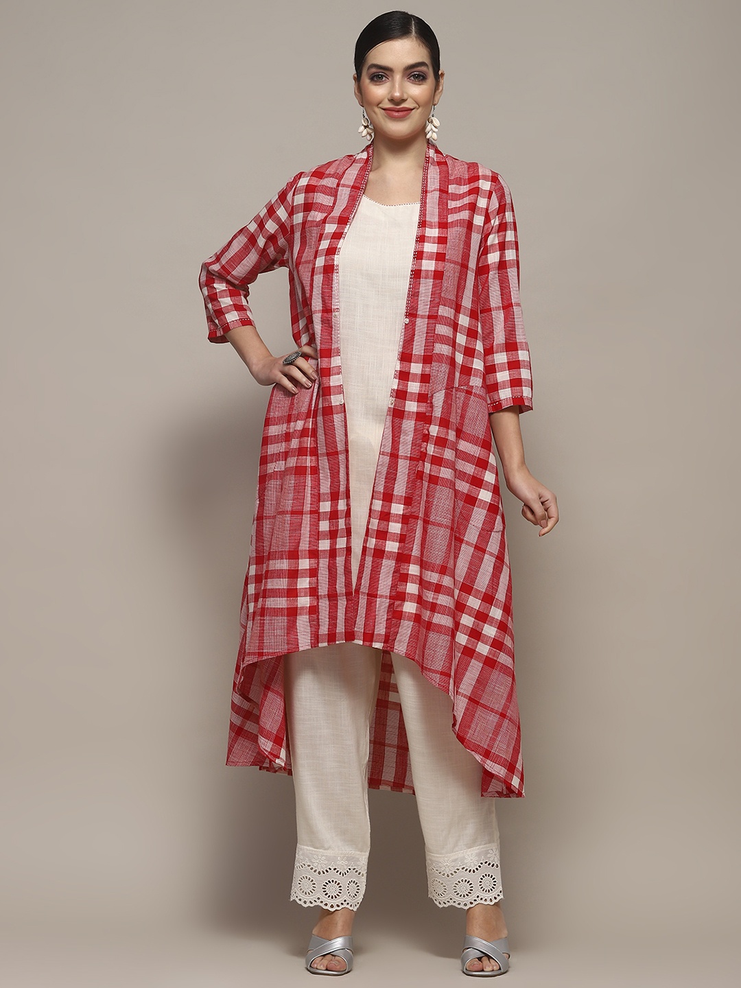 

Biba Dyed Round Neck Sleeveless Regular Pure Cotton Kurta With Trouser & Shrug, Red