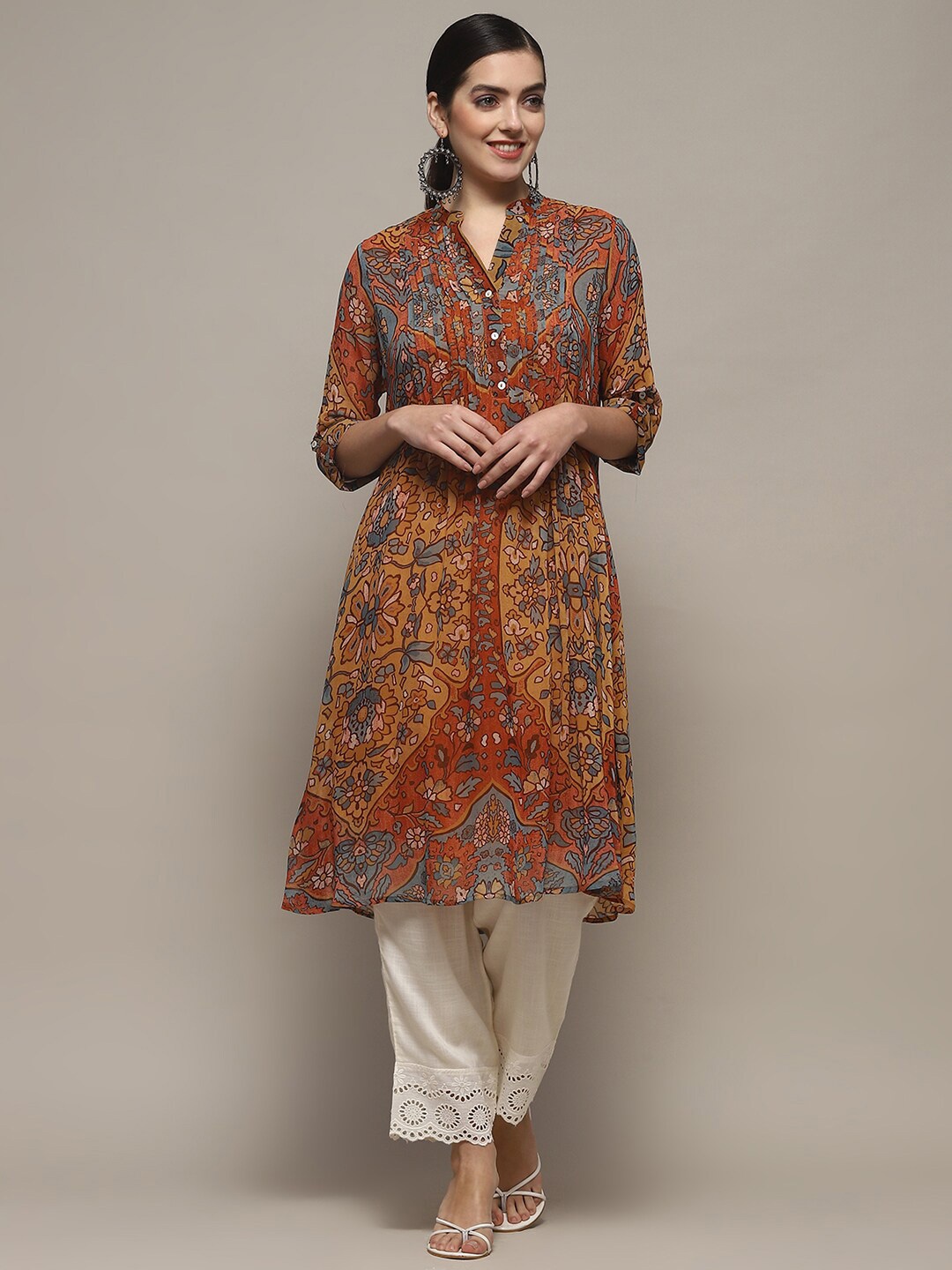 

Biba Floral Printed Mandarin Collar Regular Sleeves Straight A-Line Kurta, Mustard