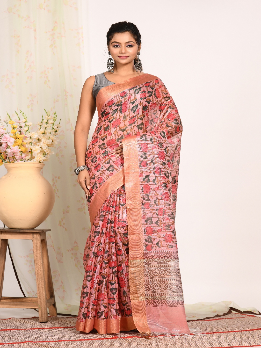 

Morchari Floral Printed Zari Block Print Saree, Peach