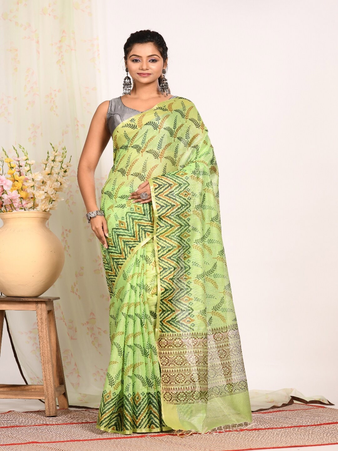 Morchari Floral Printed Tissue Block Saree, Green