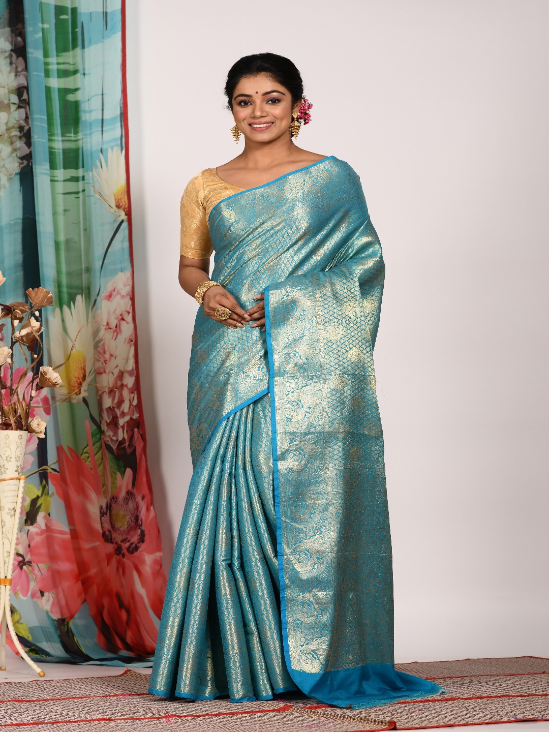 

Morchari Ethnic Motifs Woven Design Zari Banarasi Saree, Blue