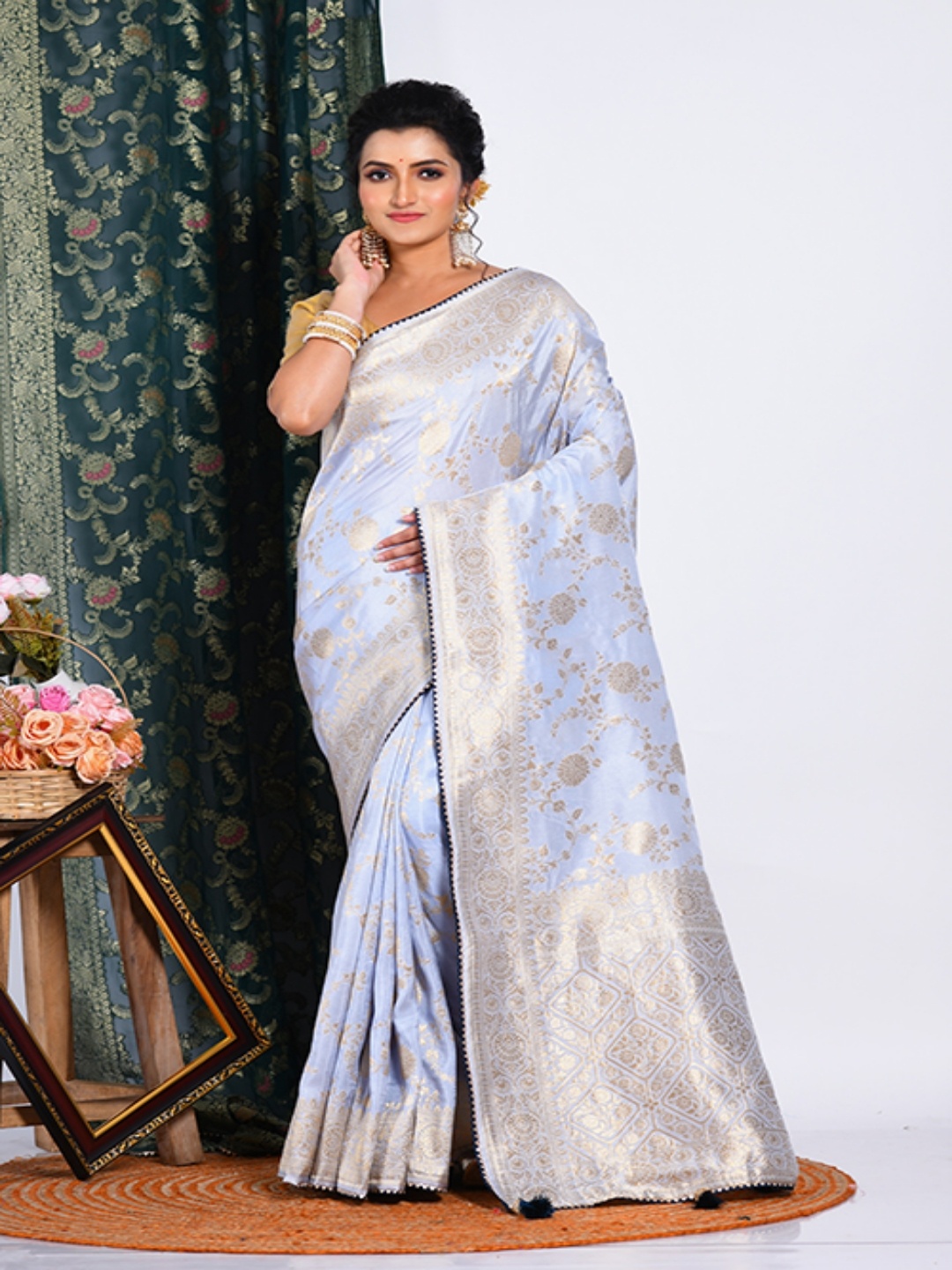 

Morchari Woven Design Zari Pure Silk Saree, Grey
