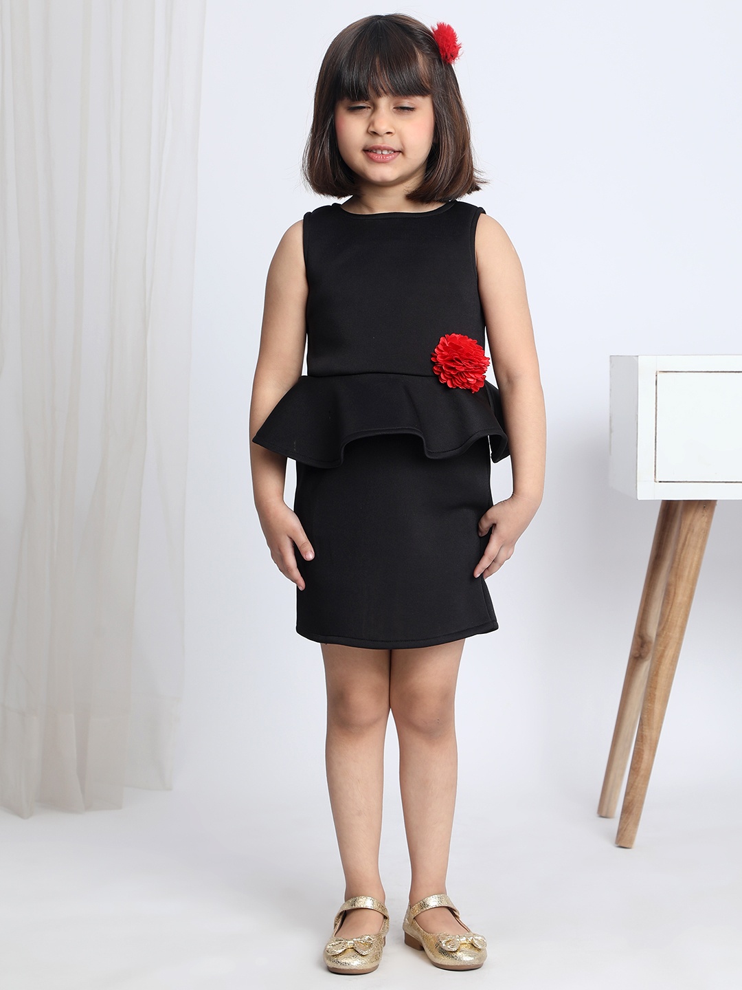 

Toy Balloon kids Girls Round Neck Sleeveless Peplum Dress, Black