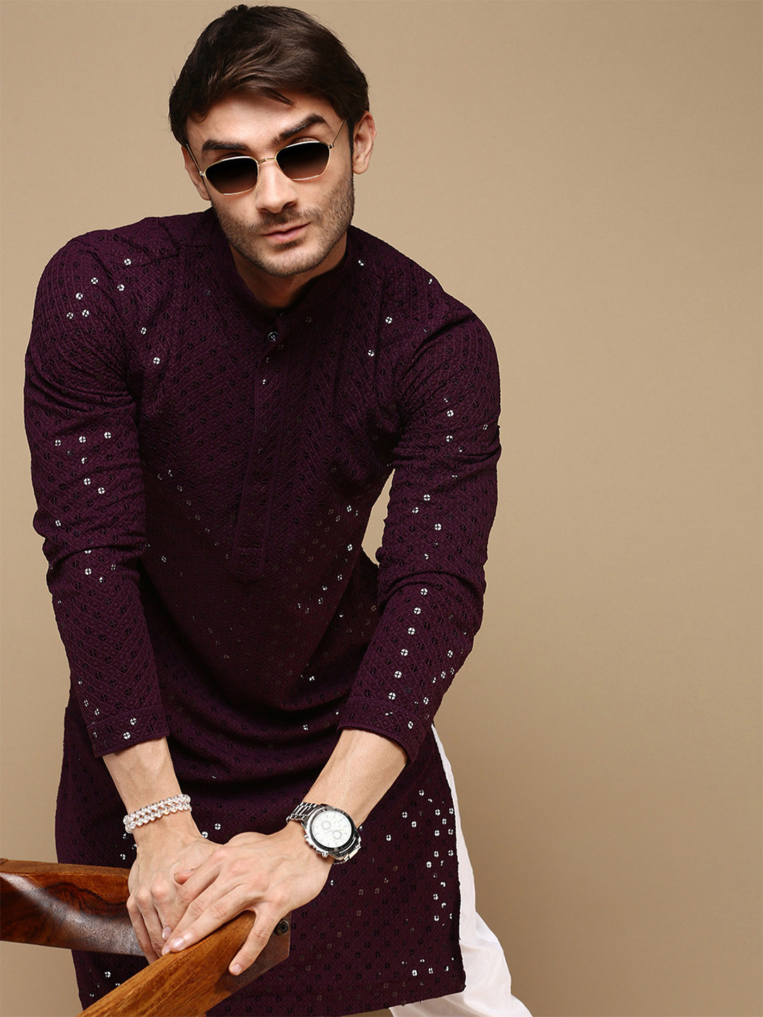 

Sanwara Ethnic Motifs Embroidered Mandarin Collar Sequinned Chikankari Cotton Kurta, Purple