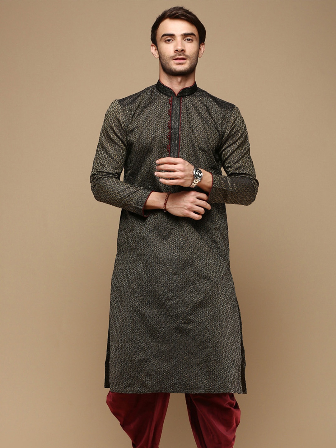 

Sanwara Ethnic Motifs Embroidered Kurta, Black
