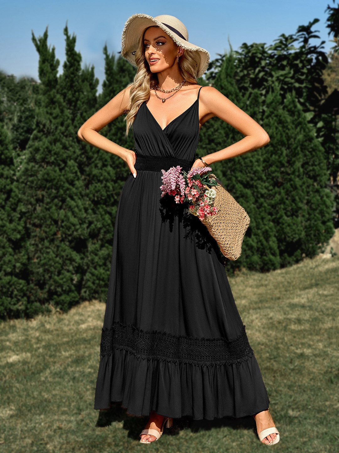 

StyleCast Black V-neck Sleeveless Maxi Dress