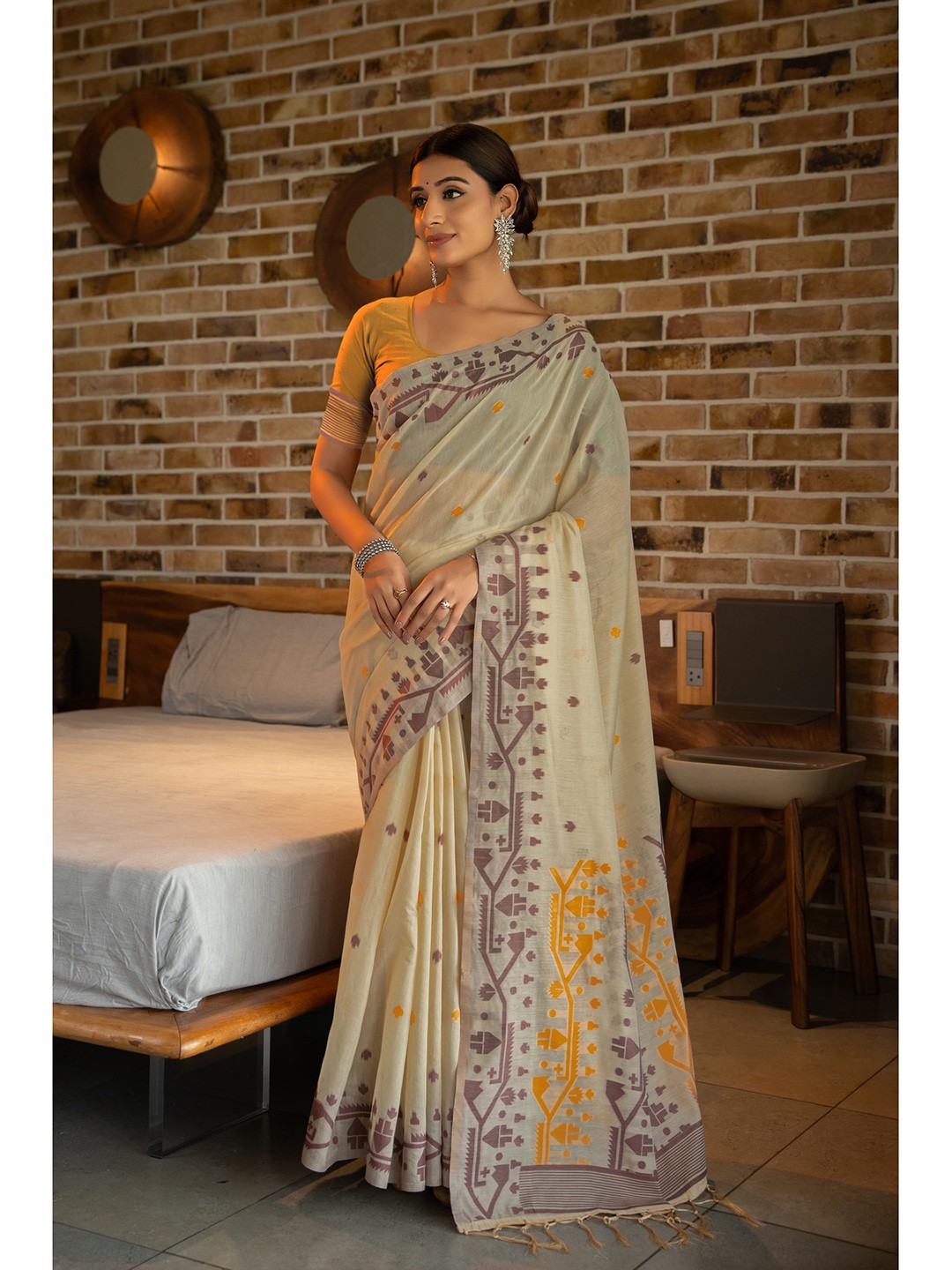 

GAJARAI Ethnic Motifs Pure Cotton Jamdani Saree, Mustard