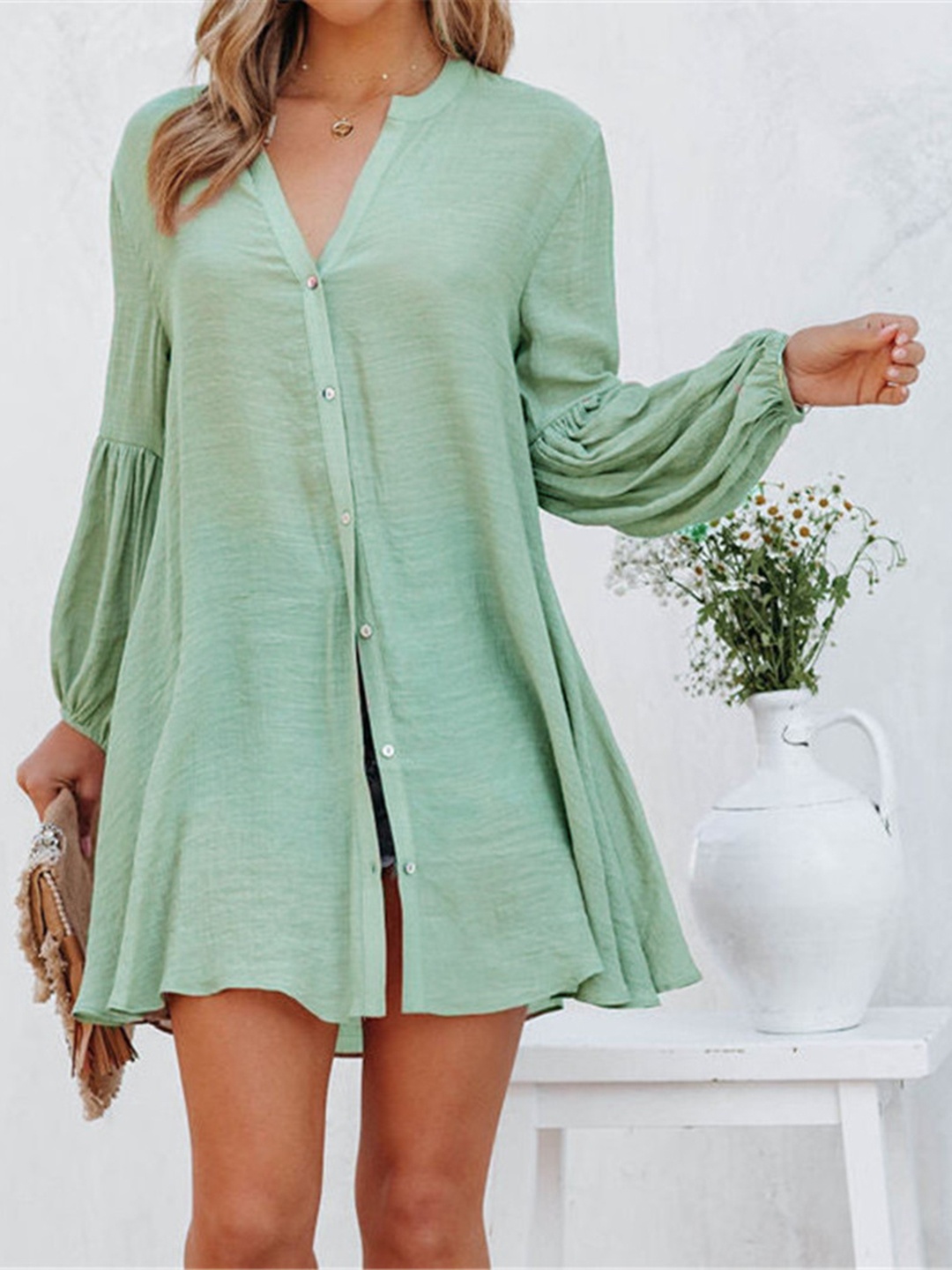 

StyleCast Green Mandarin Collar Shirt Style Longline Top