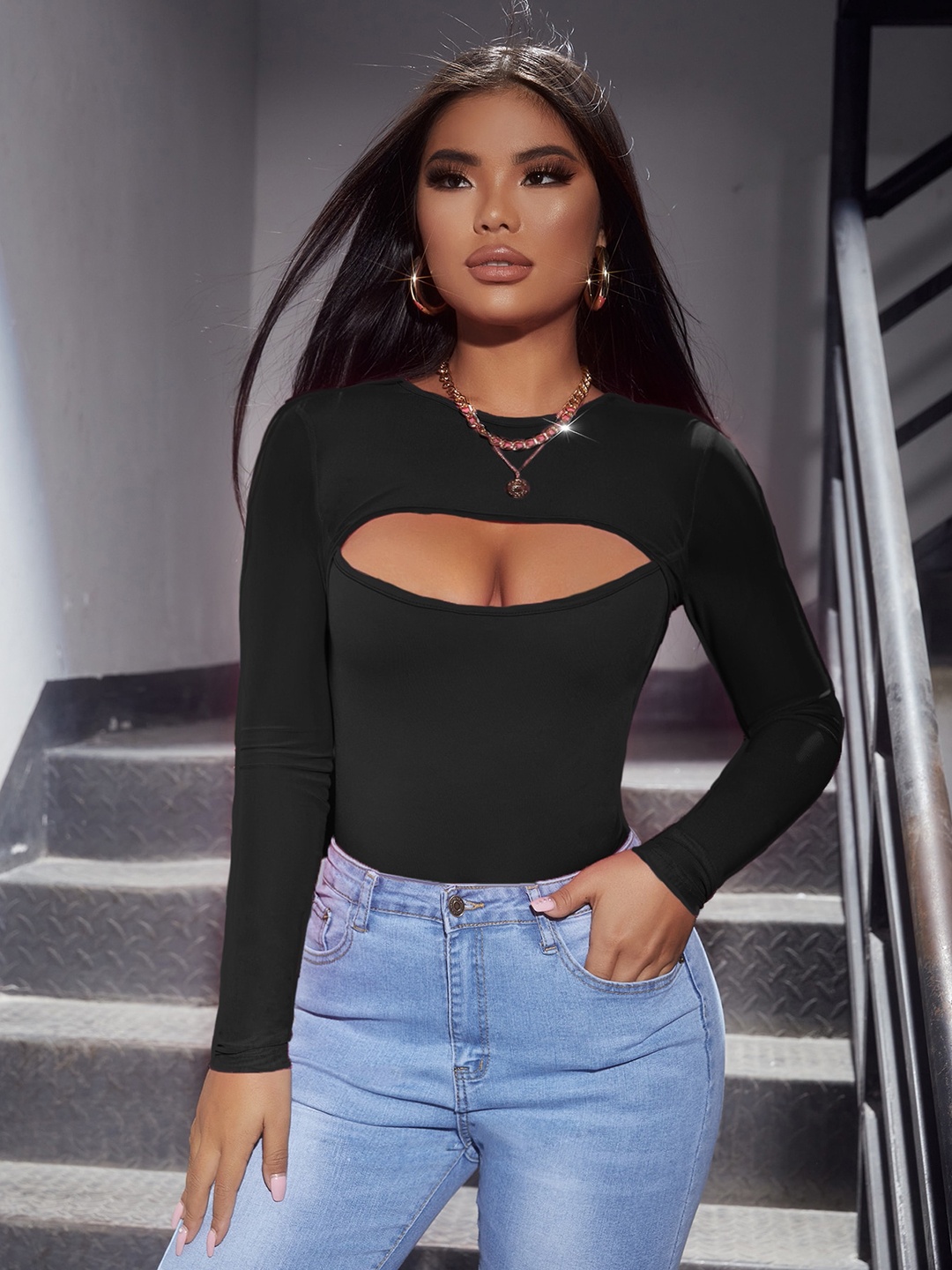 

Stylecast X Kotty Black Long Sleeves Cut-Out Fitted Top