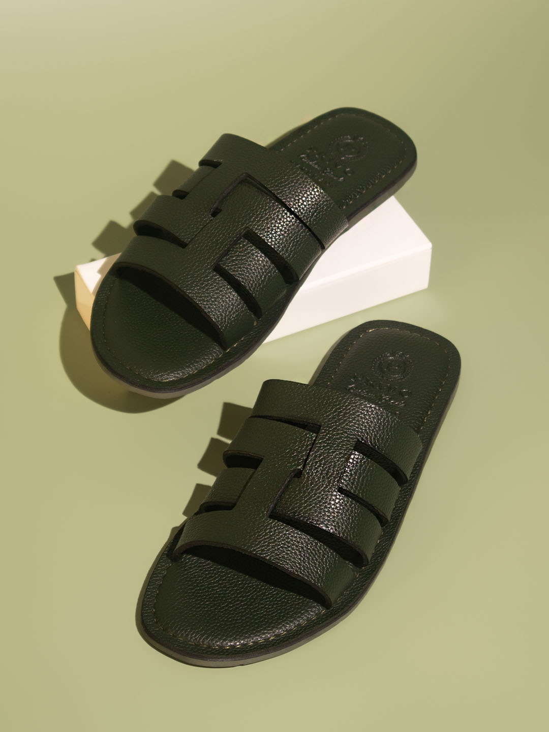 

PRIVO by Inc.5 Textured Leather Comfort Sandals, Green