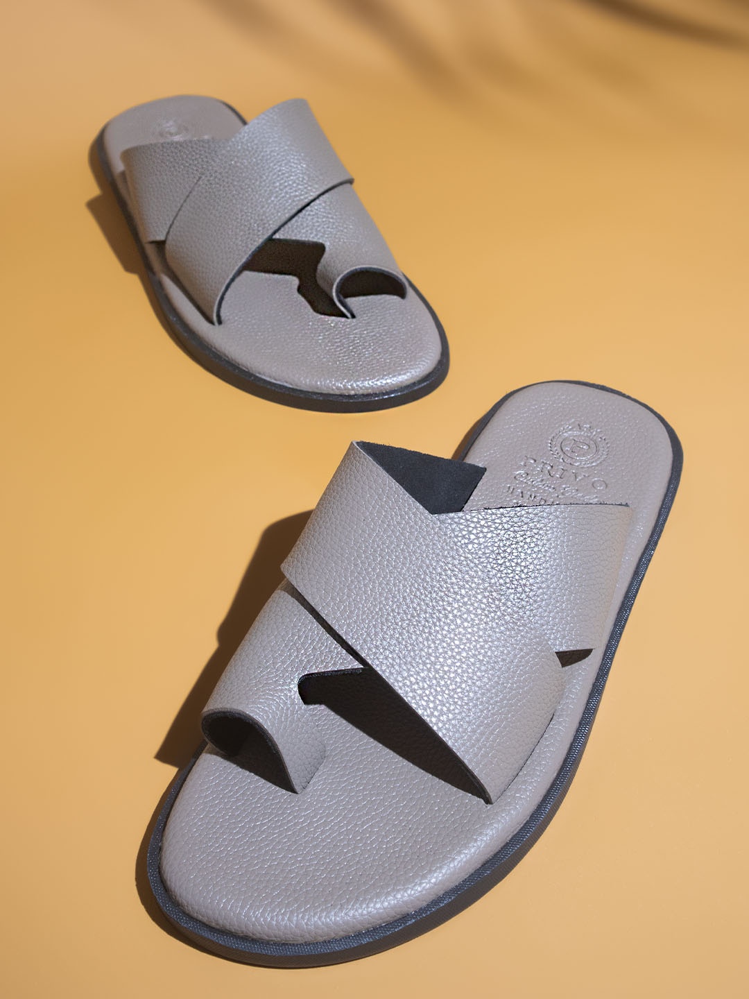 

PRIVO by Inc.5 Textured Leather One Toe Comfort Sandals, Beige