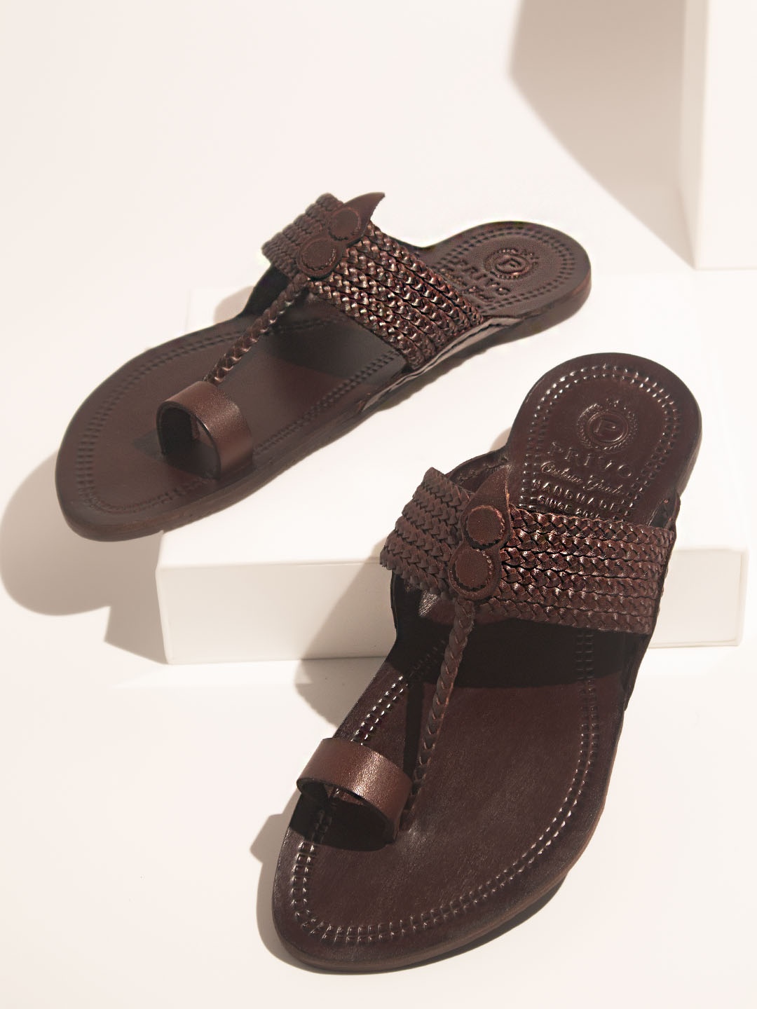 

PRIVO by Inc.5 Textured Leather One Toe Kolhapuri Comfort Sandals, Brown