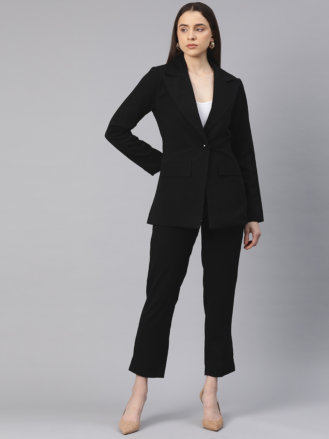 

Cottinfab Women Solid Single-Breasted Two-Piece Suit, Black