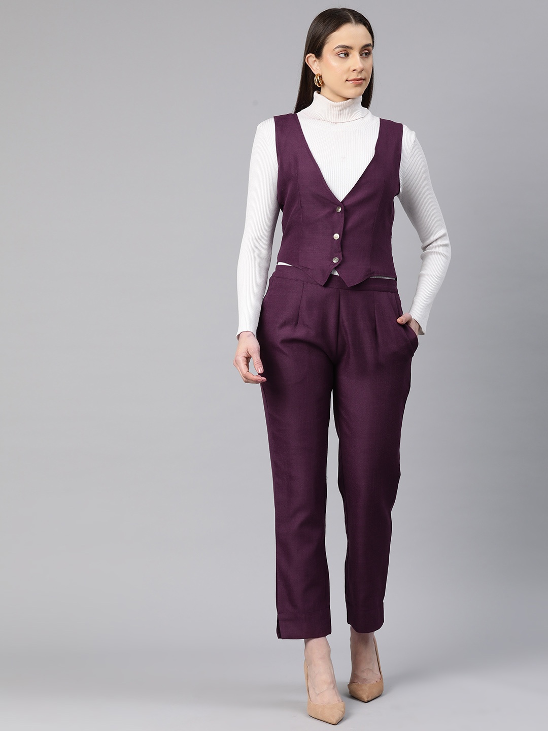 

Cottinfab Women Solid Single-Breasted Two-Piece Suit, Burgundy