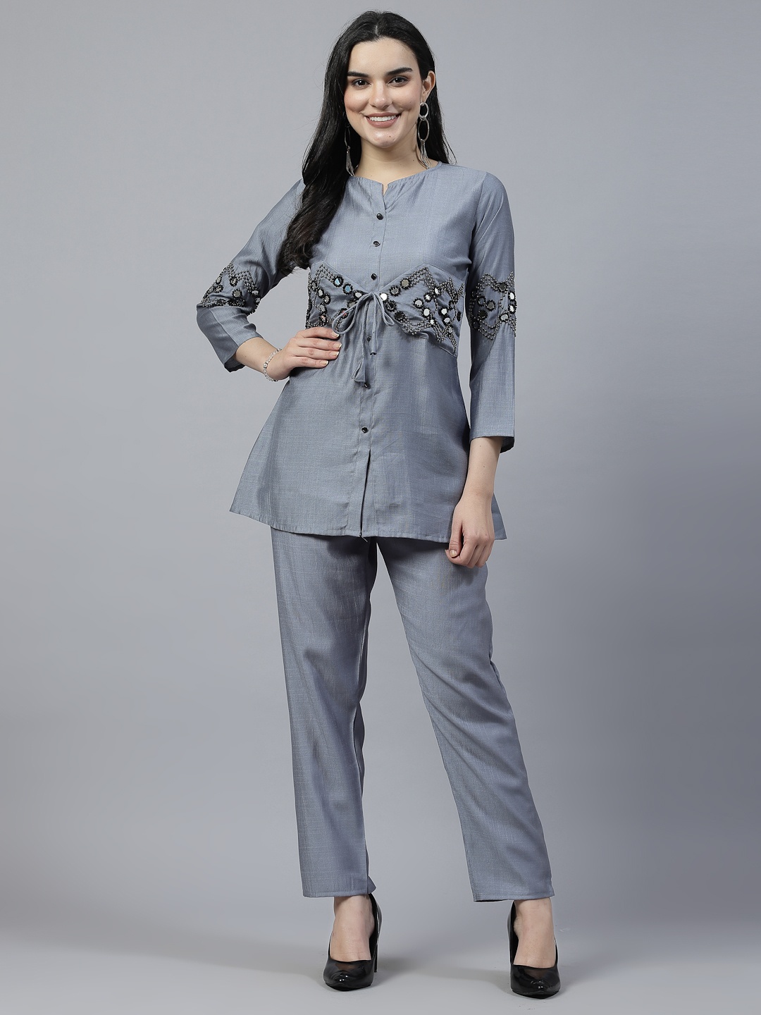 

18 ATTITUDE Embellished Pure Cotton Tunic With Trousers, Grey