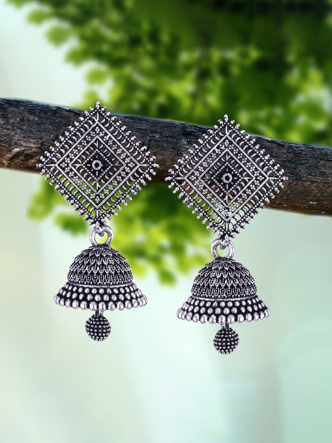 

MEENAZ Set Of 4 Silver-Plated Beaded Classic Oxidised Jhumkas