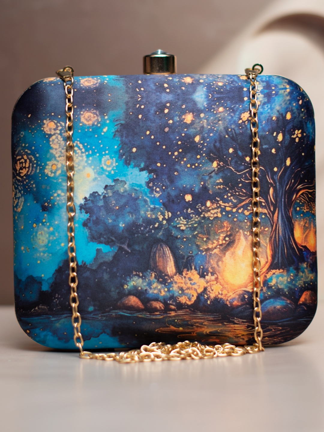 

ARTKLIM Printed Box Clutch, Blue