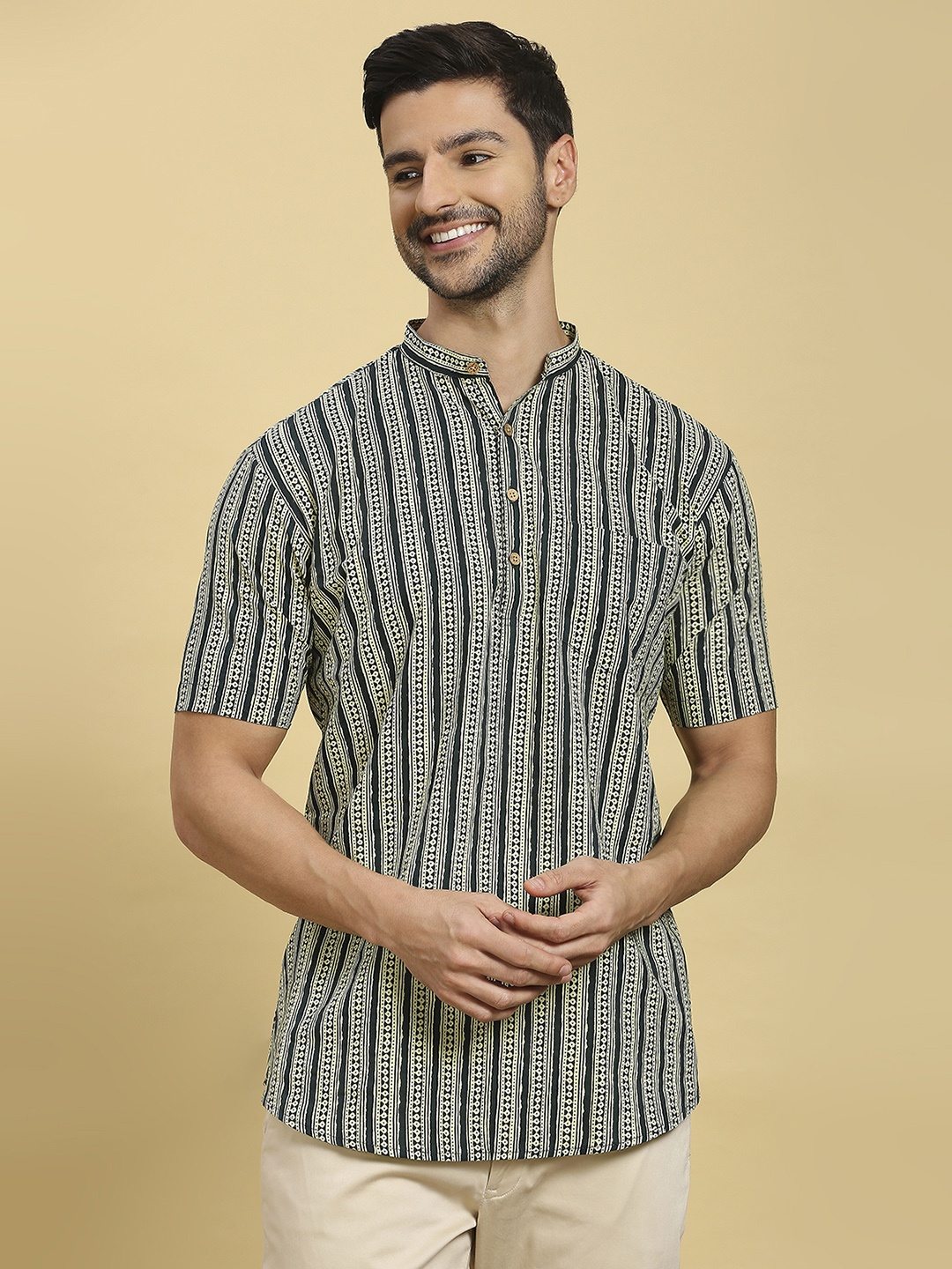 

RAJUBHAI HARGOVINDAS Striped Block Printed Cotton Kurta, Green