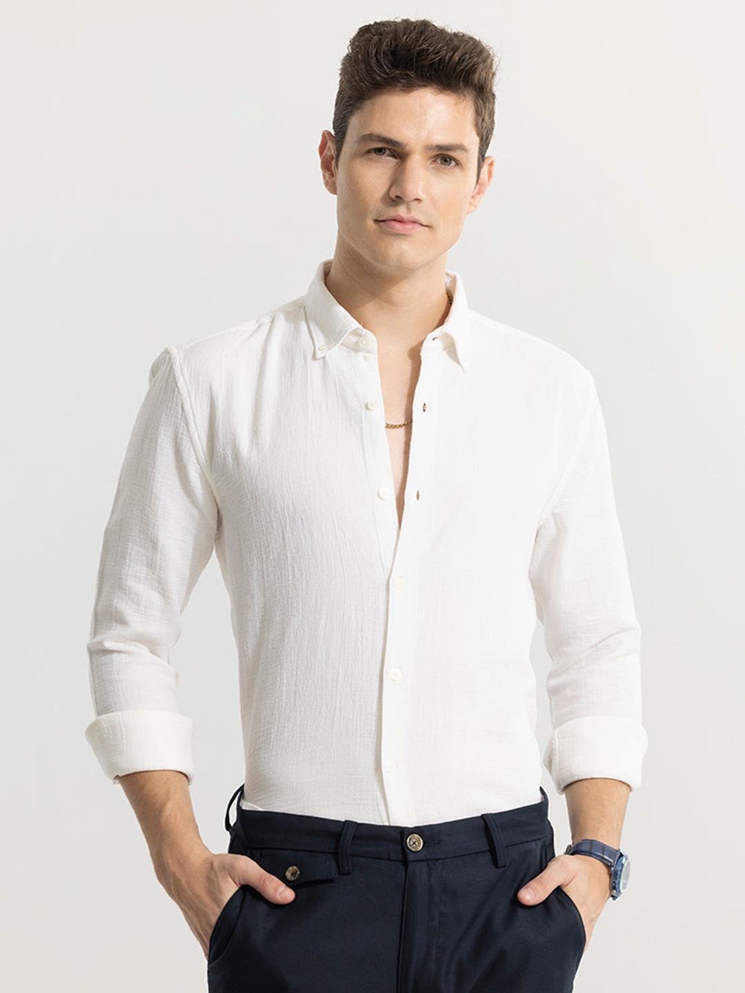 

Snitch Men White Classic Slim Fit Opaque Cotton Casual Shirt