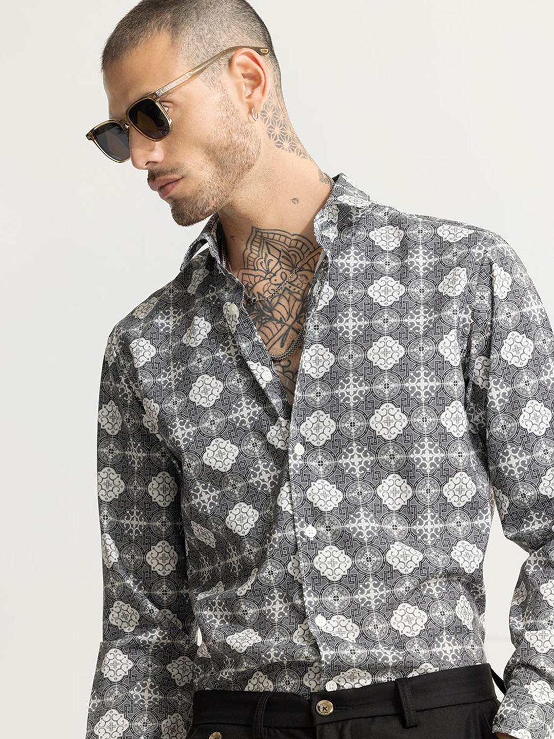 

Snitch Grey Classic Slim Fit Opaque Printed Casual Shirt