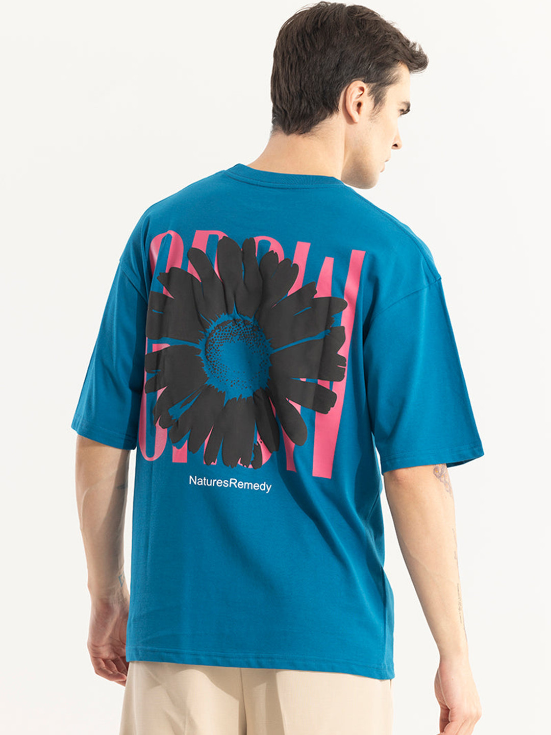 

Snitch Blue Floral Printed Oversized Cotton T-shirt