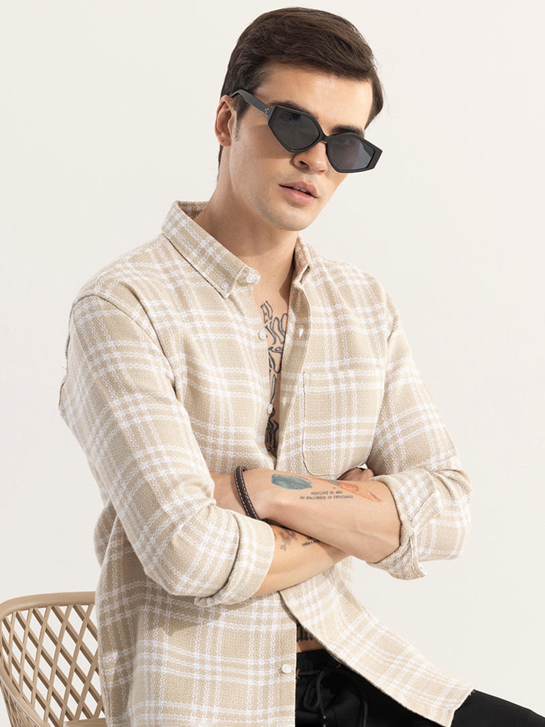 

Snitch Cream-Coloured Classic Slim Fit Opaque Checked Casual Shirt