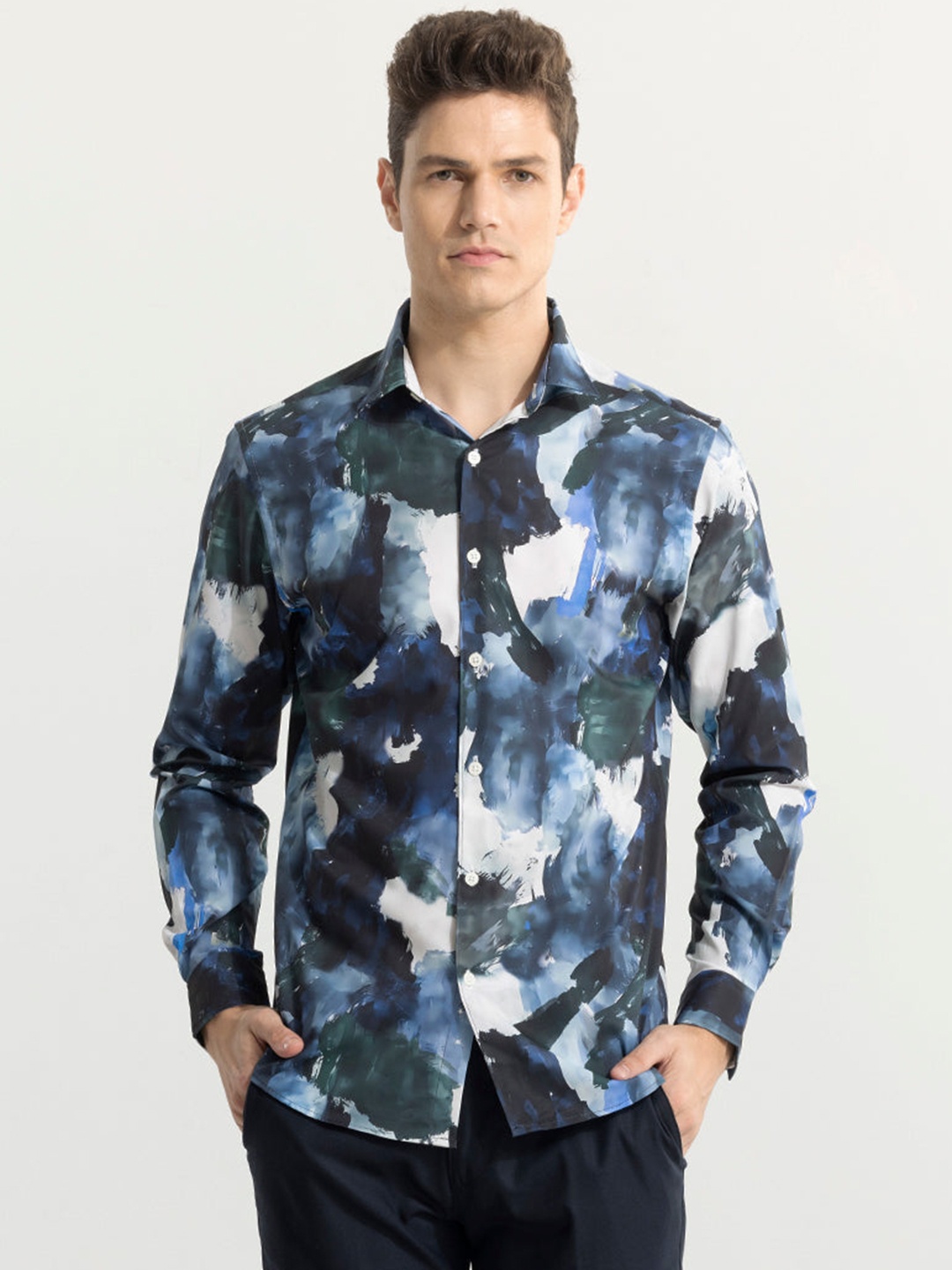 

Snitch Blue Abstract Printed Classic Slim Fit Opaque Casual Shirt