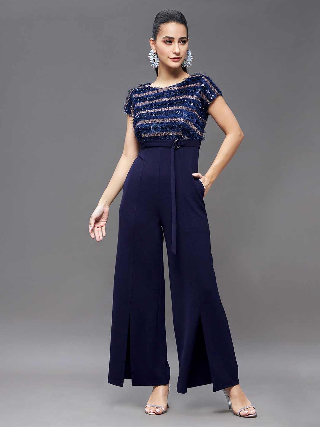 

Miss Chase Embellished Basic Jumpsuit, Navy blue