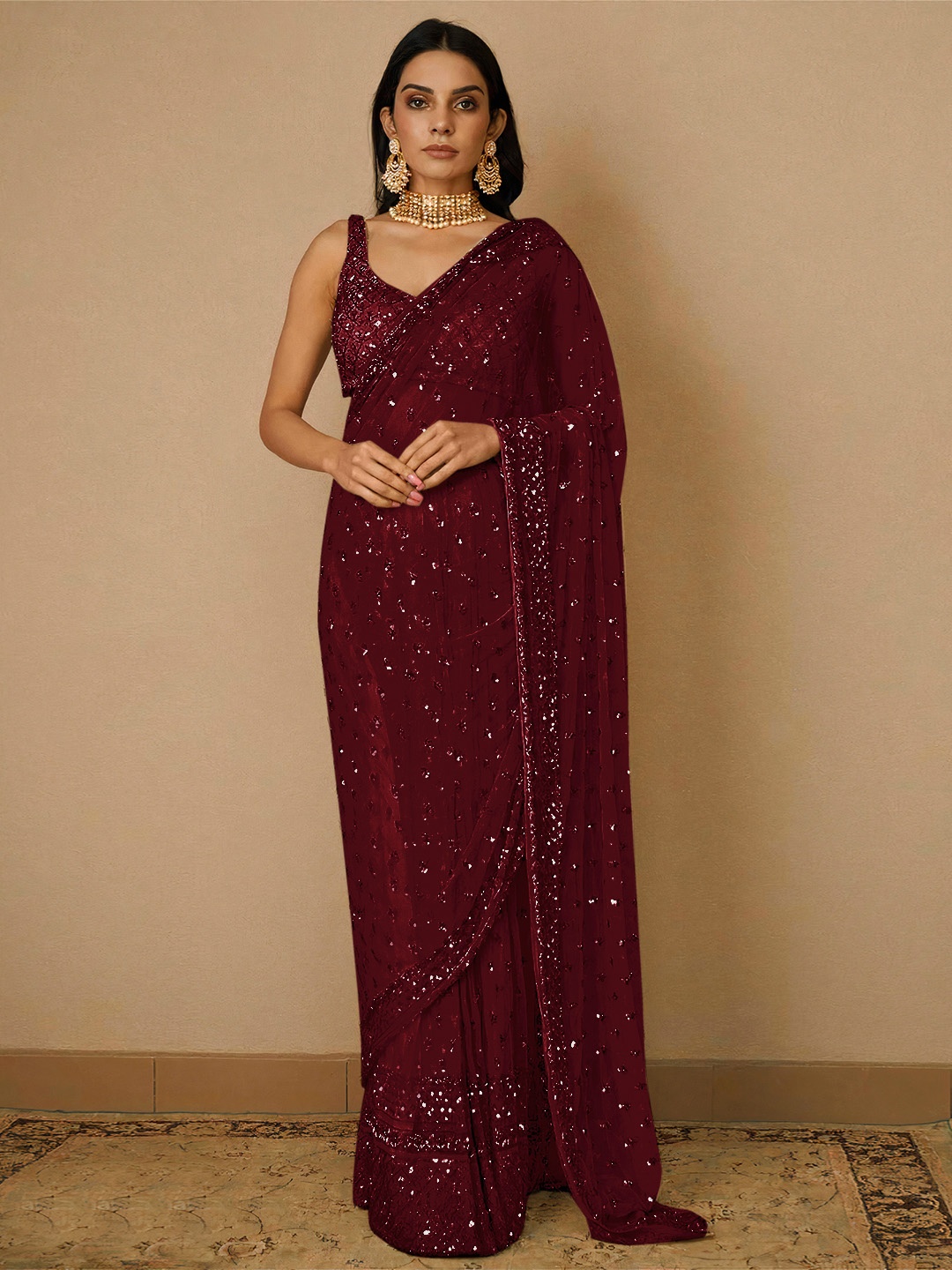 

Angroop Woven Design Embellished Sequinned Net Saree, Maroon