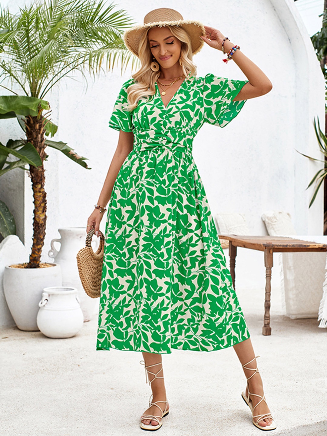 

StyleCast Green White Floral Print Fit & Flare Midi Dress