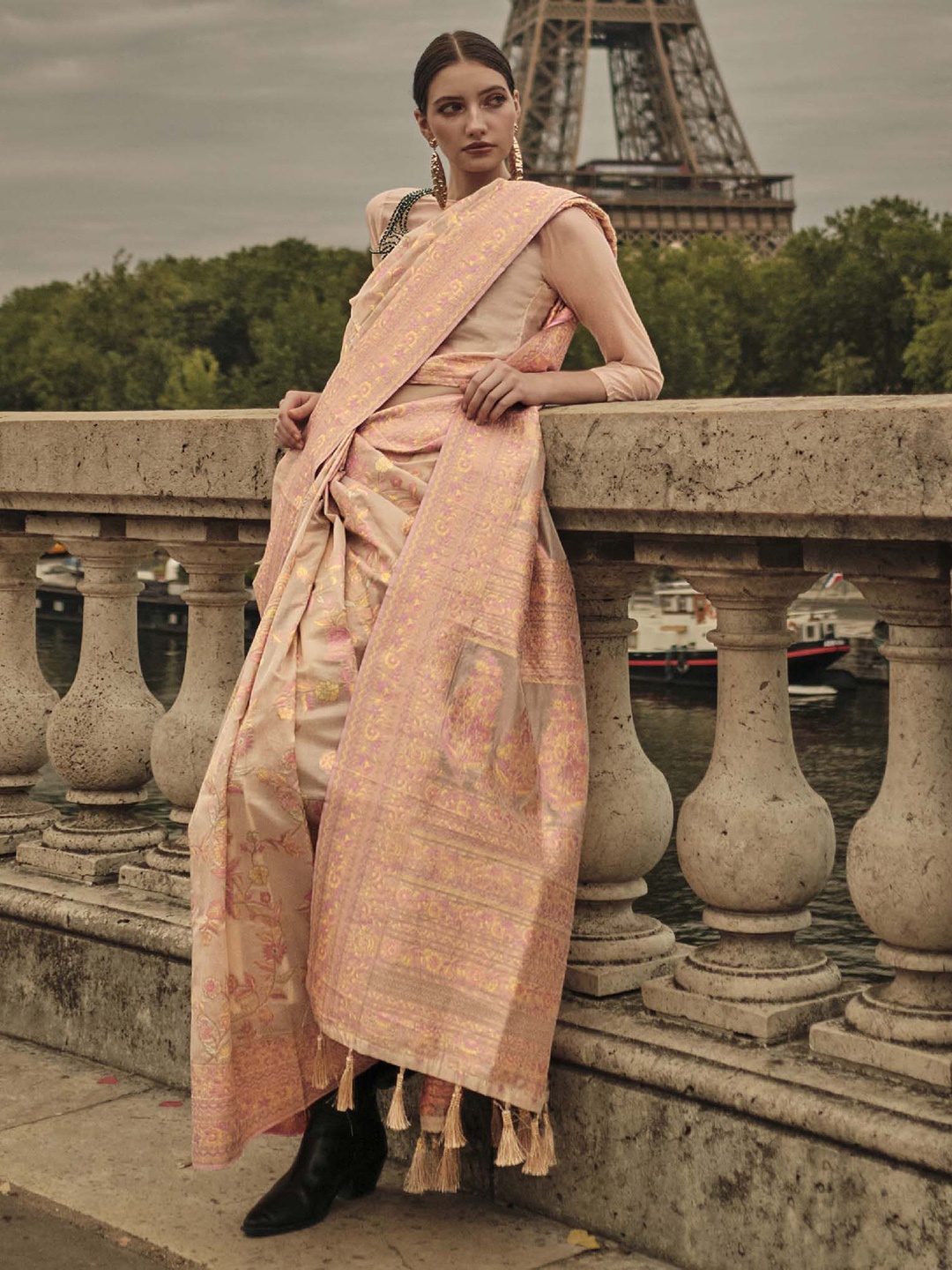 

Mitera Ethnic Motifs Woven Design Zari Organza Saree, Beige
