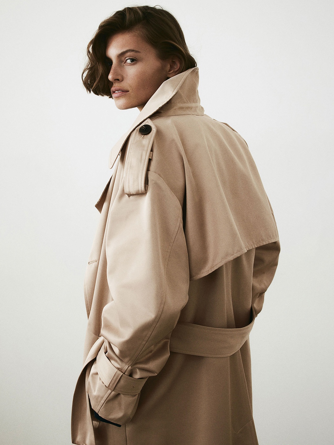 

H&M Double-Breasted Trenchcoat, Beige