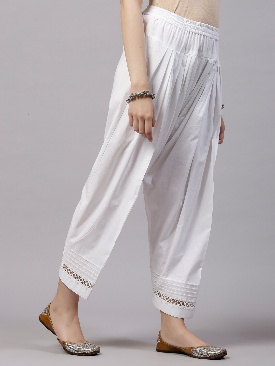 

QOMN Women Lace-Detail Pure Cotton Straight-Fit Salwar, White