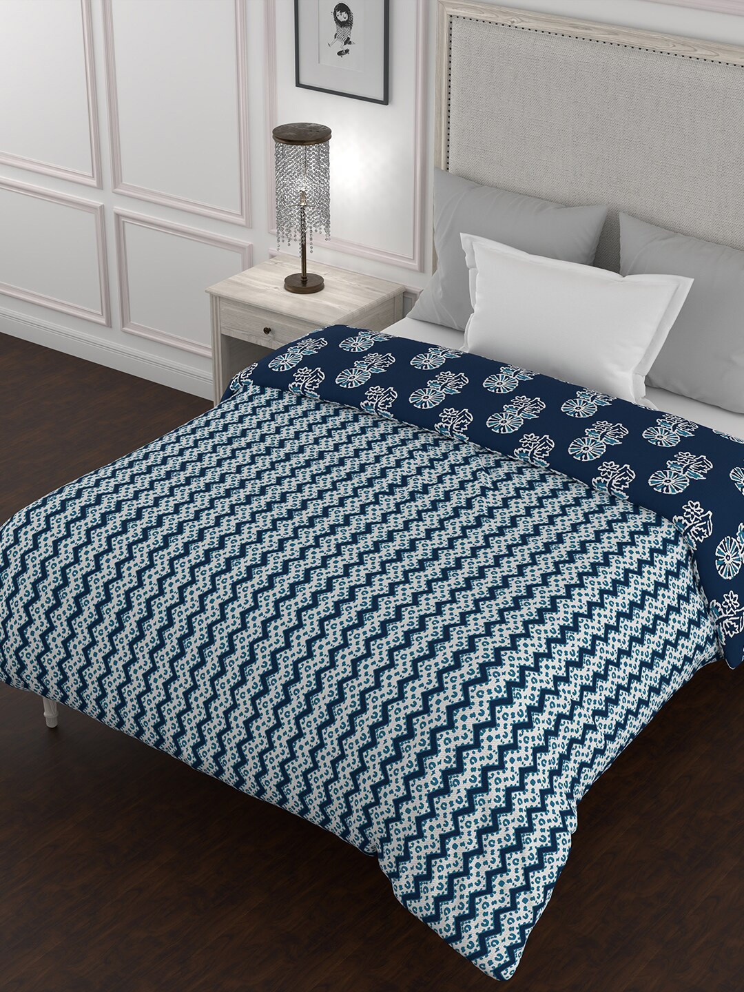 

BELLA CASA Blue & White Ethnic Motifs AC Room 150 GSM Cotton Single Bed Quilt