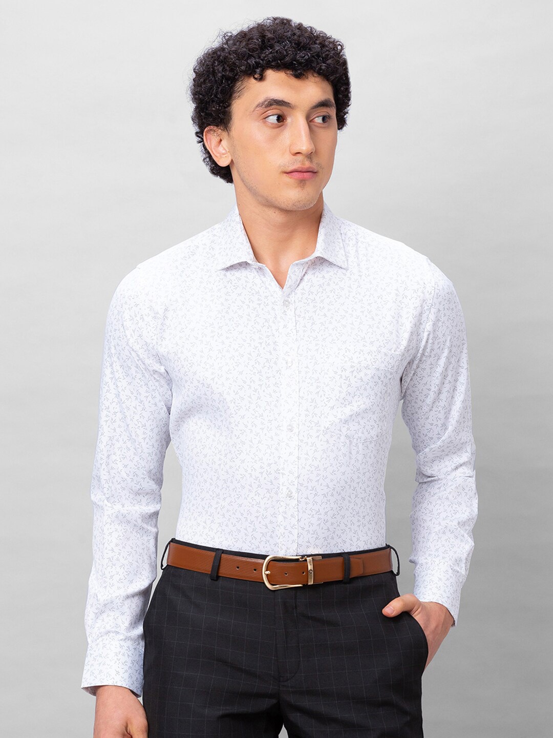 

Park Avenue Slim Fit Floral Printed Cotton Formal Shirt, White